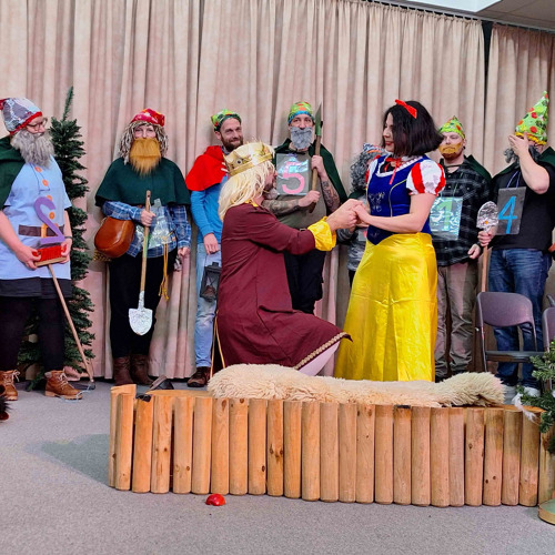 Weihnachtsm&auml;rchen in der Schule am Pappelhof am 22.12.2023